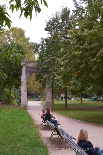 Paris Parc Monceau benches